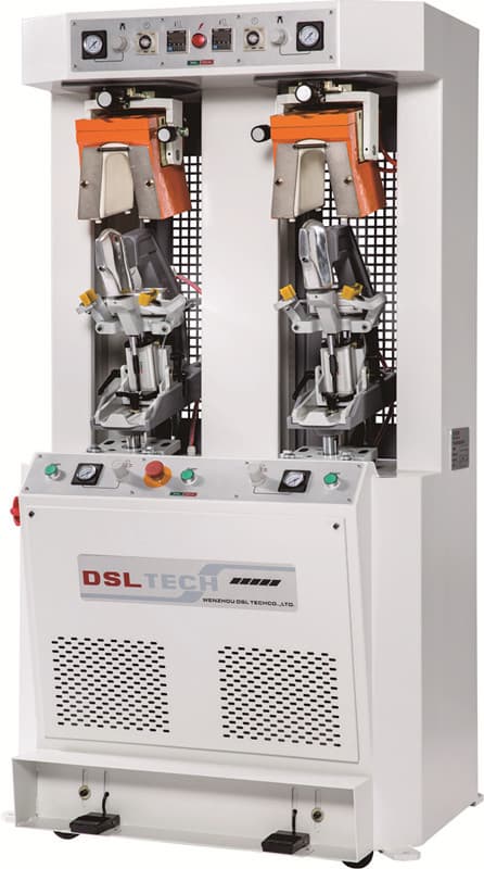 D_682B one cold and one hot backpart molding machine
